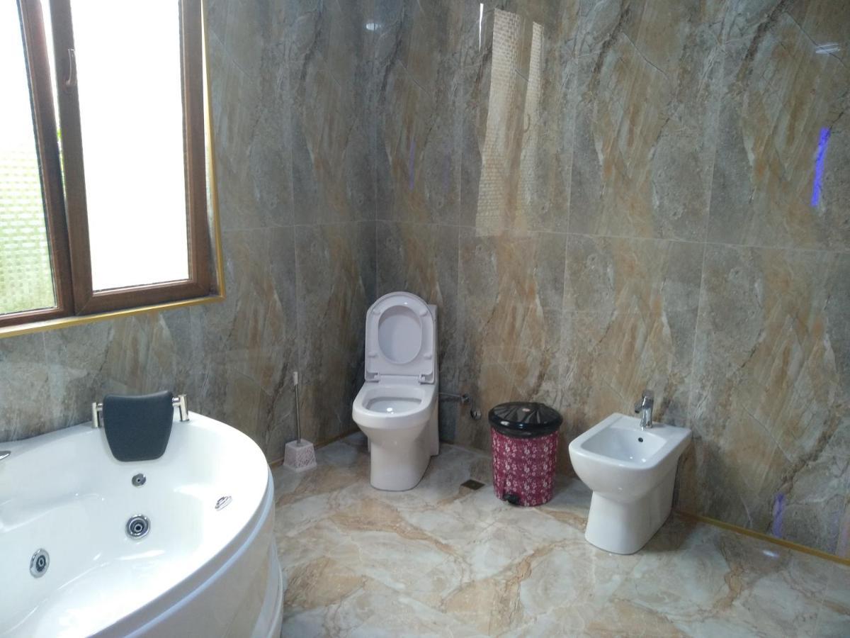 Hotel Royal Kutaisi Luaran gambar