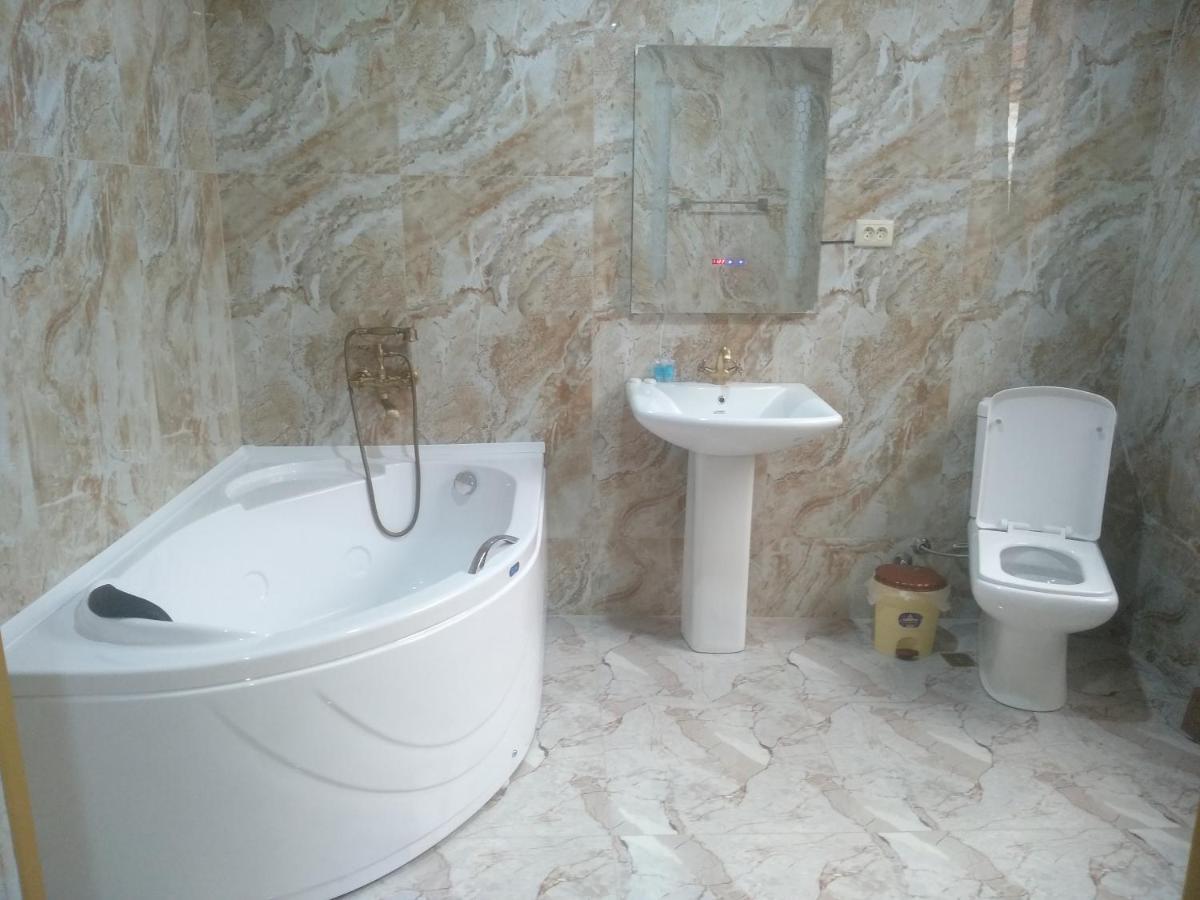 Hotel Royal Kutaisi Luaran gambar