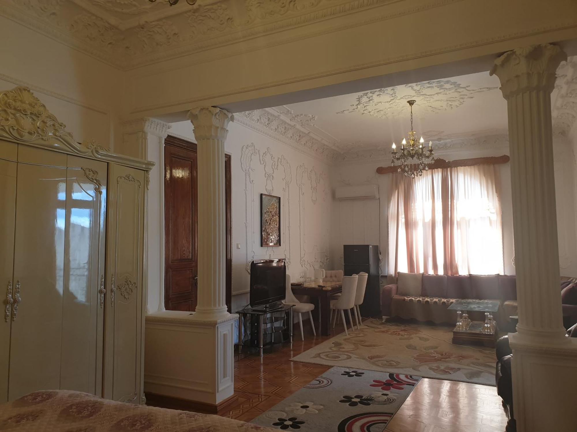Hotel Royal Kutaisi Luaran gambar